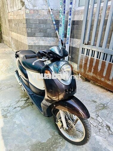 Cần bán xe YAMAHA Mio Classico .  Xe đẹp ( nữ đi )