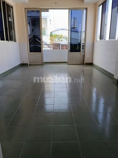 Cho thuê nhà hẻm 3m(BG) Lạc Long Quân, P8, Q.Tân Bình giá 13tr