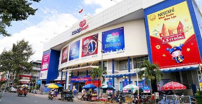 QUẦY HÀNG MỚI SANG - CẦN GẤP 5 BẠN LÀM TẠI CHỖ (+ PHỤ CẤP )