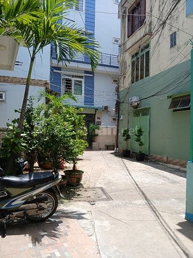 Nhà Sân Vườn 2Tầng 8x9,8(90m2) Hẻm 3m Thích Quảng Đức - Hoàng Hoa Thám