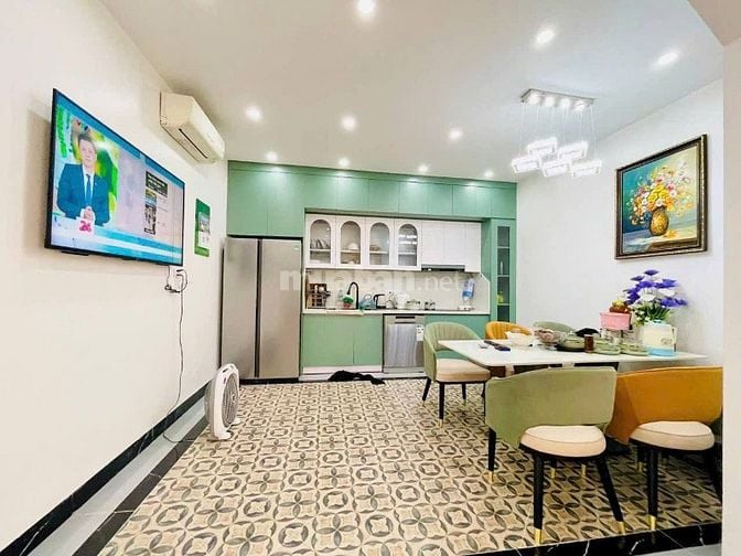 Nhà Đẹp Ở Ngay Minh Khai, Hai Bà Trưng 45m, 4 tầng, giá 9.1 tỷ.