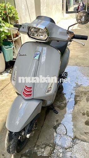 Lên đời bán lại vespa sprint 2022