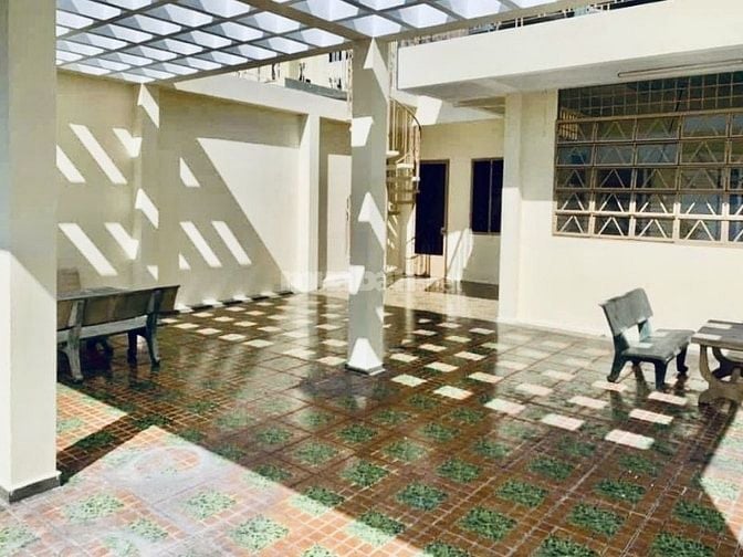 8x14m HXH 8m LẠC LONG QUÂN gần CV ĐẦM SEN