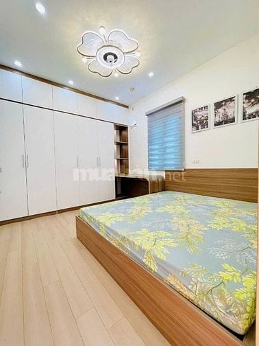 Nhà Đẹp Ở Ngay Minh Khai, Hai Bà Trưng 45m, 4 tầng, giá 9.1 tỷ.