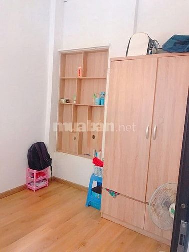 Nhà thuê Nguyễn Trãi (2pn - 2wc) - Quận 1