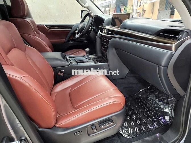 Lexus LX 570 nhập Mỹ, cực mới,xe nhà toàn trùm mền