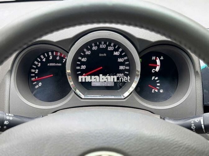 2010 2.7V 4x4 AT - 106000 km