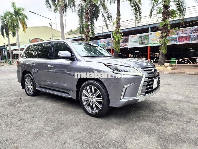 Lexus LX 570 nhập Mỹ, cực mới,xe nhà toàn trùm mền