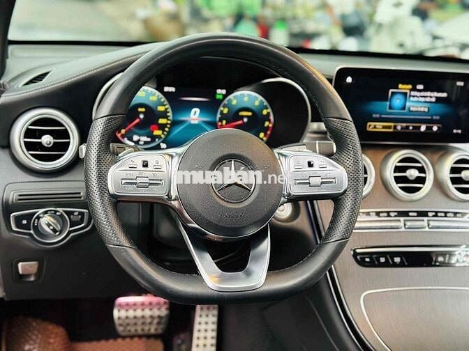 Mercedes Benz GLC 300 4Matic Model 2022