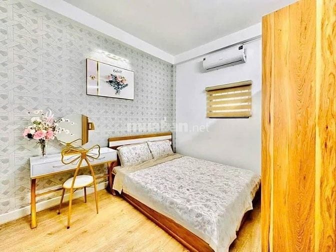 Nhà Ngộp Giá Rẻ Hẻm 5m Bùi Đình Tuý , P.24, Q.Bình Thạnh SHR