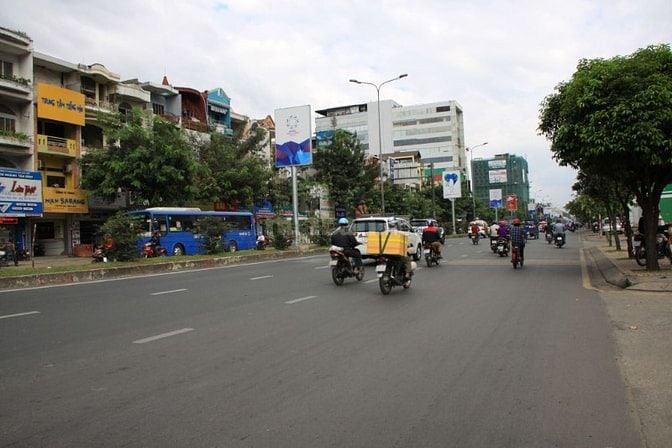 Cần bán 1028m2 mặt tiền cộng hòa phường 13 quận tân bình, giá 350ty 