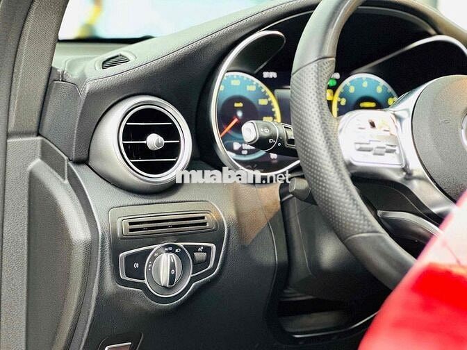Mercedes Benz GLC 300 4Matic Model 2022