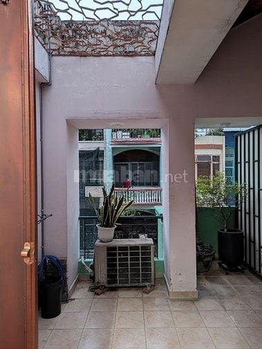 Cho thuê nhà hẻm xe hơi đường Đặng Văn Ngữ, Phường Phú Nhuận, HCM
