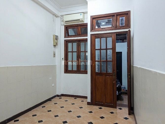Cho thuê nhà hẻm xe hơi đường Đặng Văn Ngữ, Phường Phú Nhuận, HCM
