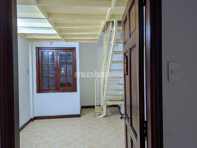 Cho thuê nhà hẻm xe hơi đường Đặng Văn Ngữ, Phường Phú Nhuận, HCM