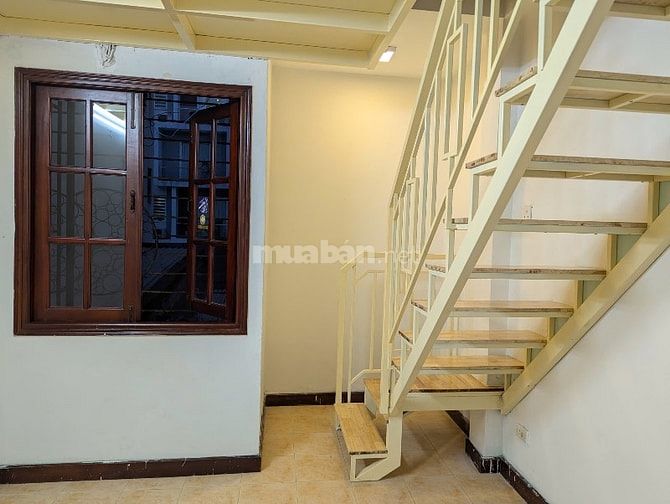 Cho thuê nhà hẻm xe hơi đường Đặng Văn Ngữ, Phường Phú Nhuận, HCM
