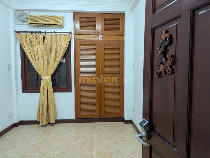 Cho thuê nhà hẻm xe hơi đường Đặng Văn Ngữ, Phường Phú Nhuận, HCM