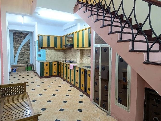 Cho thuê nhà hẻm xe hơi đường Đặng Văn Ngữ, Phường Phú Nhuận, HCM