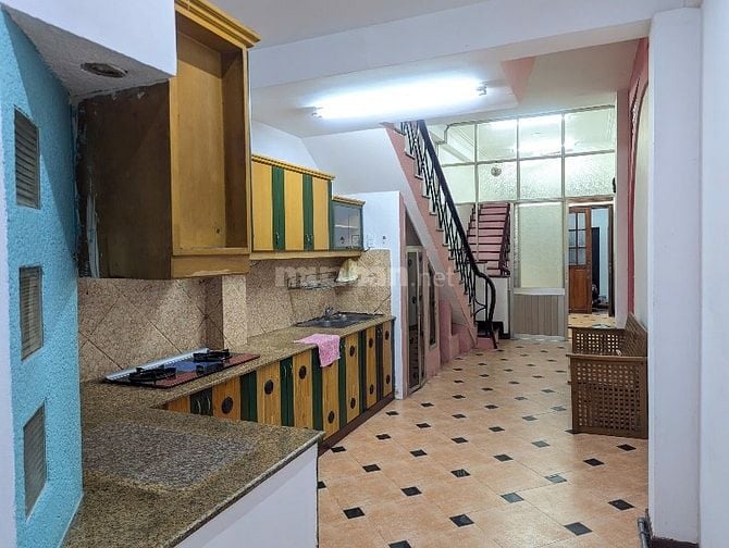 Cho thuê nhà hẻm xe hơi đường Đặng Văn Ngữ, Phường Phú Nhuận, HCM