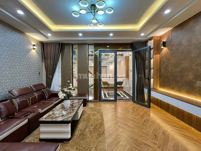 CẦN TIỀN BÁN GẤP Nhà Phan Văn Trị, Bình Thạnh, SHR giá 2 tỷ 550 triệu