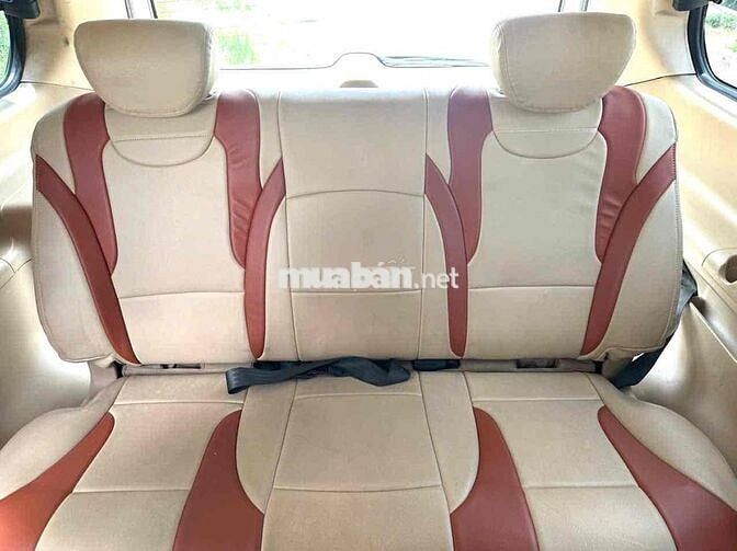 Hyundai Grand Starex 2011 2.5 MT - 180000 km