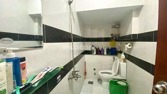 Cho thuê nhà MTNBộ 6m(XH) Đường số 16, P.B.H.Hòa , Q.Bình Tân giá 11tr