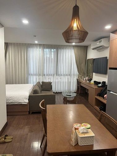 Chính chủ bán toà nhà 7 tầng phân lô phố liễu giai quận ba đình hà nội