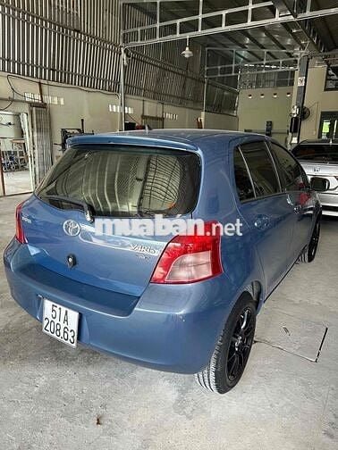 Toyota Yaris 2007 1.5 AT - 100000 km