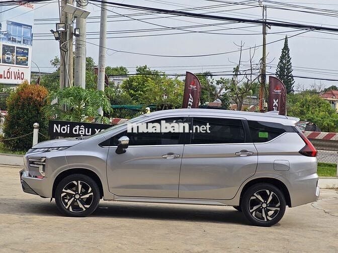 Xe trùm mềm Xpander 2022 AT Premium - 18000 km