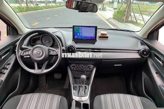 Mazda 2 2021 1.5 AT - 40000km Giá 369tr Còn TL