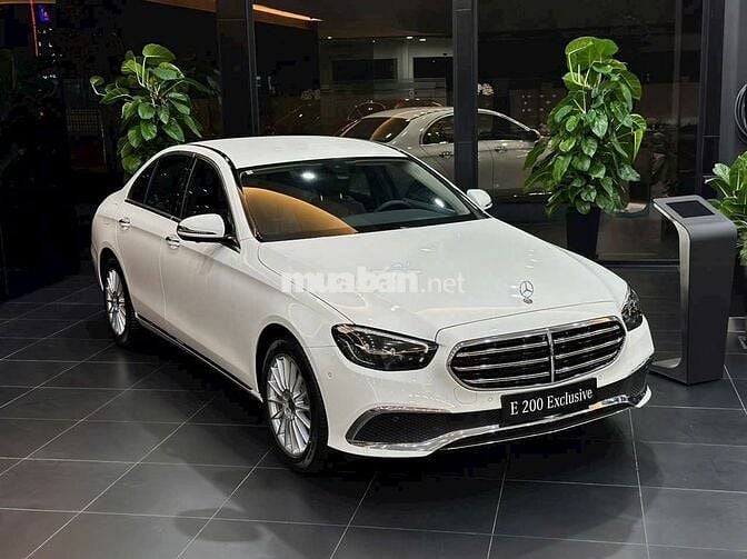 Mercedes Benz E Class 2023 E200 Exclusive FL V1