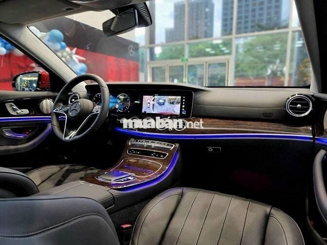 Mercedes Benz E Class 2023 E200 Exclusive FL V1