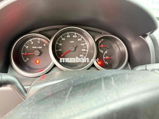 Ford Everest 2015 2.5L 4x2 MT - 81000 km