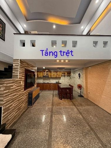 có giấy đi xuất cảnh cần bán gấp biệt thự mini tại Quận Gò Vấp