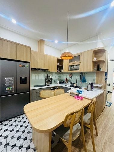 Nhà DT:3,5x20m Cao cấp xe hơi để trong nhà hẻm 5m Nguyễn Tư Giản, P12