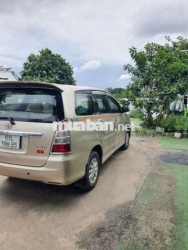 Toyota innova 2.0E 2013 MT