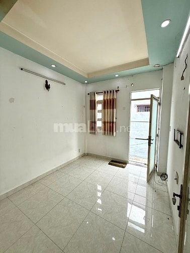 Nhà 1 Trệt 1 lầu 2PN hẻm 1358 Quang Trung