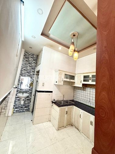 Nhà 1 Trệt 1 lầu 2PN hẻm 1358 Quang Trung
