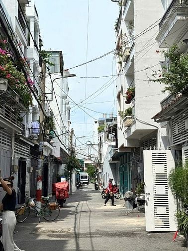 Nhà 1 Trệt 1 lầu 2PN hẻm 1358 Quang Trung