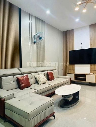 Chính chủ ra gấp nhà đường Nơ Trang Long, Bình Thạnh, giá 2tỷ740