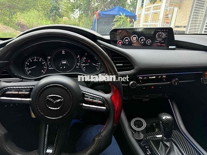 Mazda 3 2022 1.5L Sport Premium - 18000 km