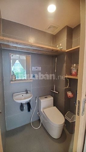 Cho thuê mặt tiền đường 1 trệt 1 lầu Quận 3