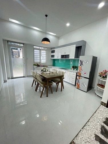 Nhà Trần Minh Quyền, 3tỷ8 thương lượng, 1T2L, chính chủ rao bán, SHR.