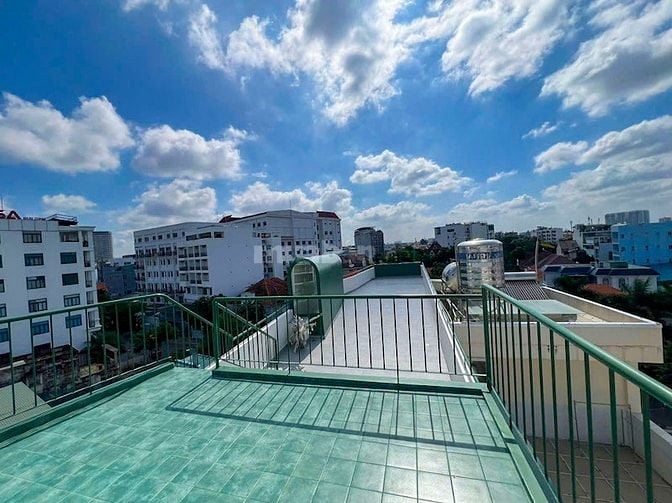 Bán nhà mặt tiền Quốc Hương, Thảo Điền, 120m², hầm 4 tầng, giá 60 tỷ
