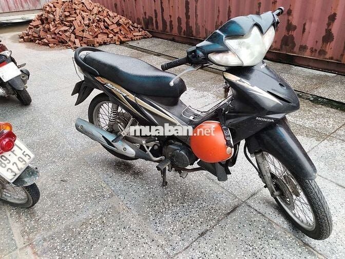 Wave s vưà đại tu lốp vẫn mới đi làm gần