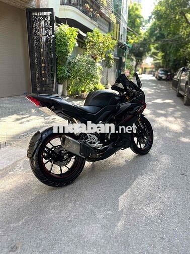 Xe Máy Anh Thao R15 V3 màu đen biển hà nội