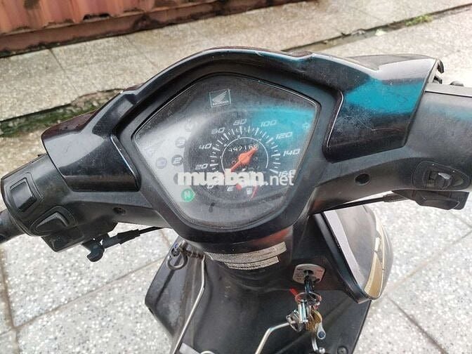 Wave s vưà đại tu lốp vẫn mới đi làm gần