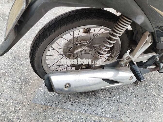 Wave s vưà đại tu lốp vẫn mới đi làm gần
