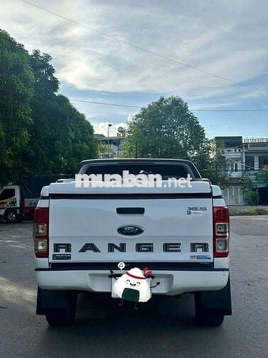 Ford Ranger 2021 XLS 4x2 AT nhập Thái Lan 1 chủ