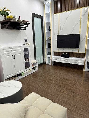 Cho thuê Căn Hộ TT Vĩnh phúc - Ba đình -70M - Căn Góc - 2Pn -11,5 trệu